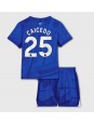 Billige Chelsea Moises Caicedo #25 Hjemmedraktsett Barn 2025-26 Kortermet (+ Korte bukser)